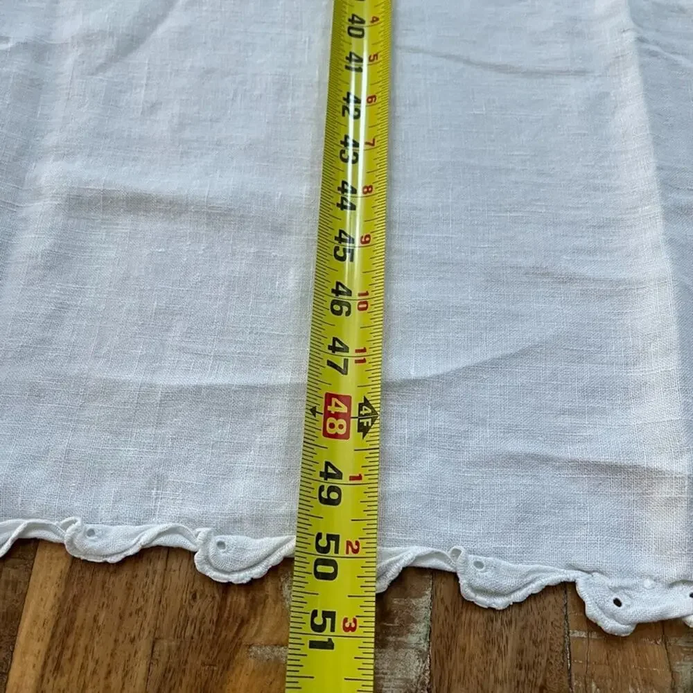 Vintage Off White Linen Tablecloth 47